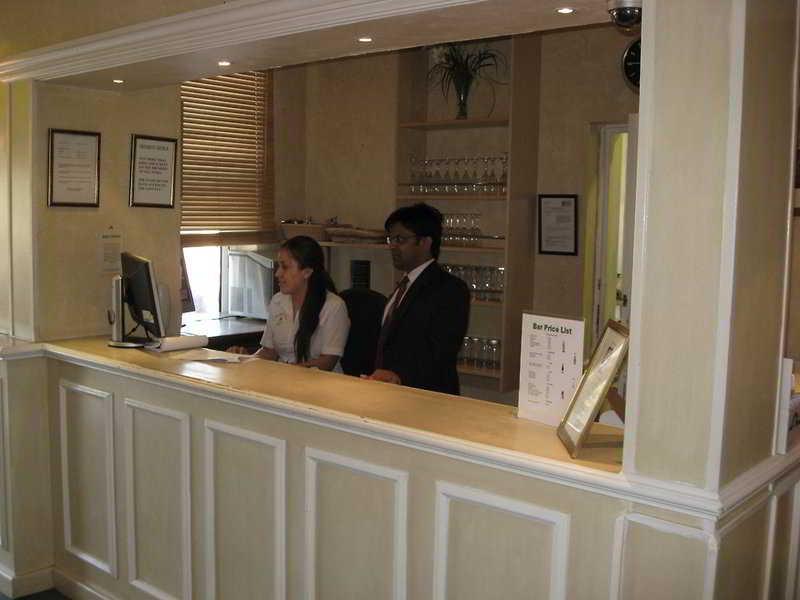 Croydon Court Hotel 外观 照片